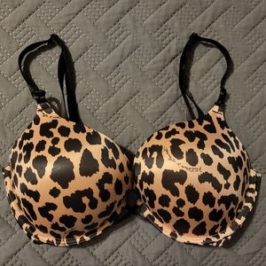 Victoria's Secret Bombshell Add-2-Cup Push-Up Super Push-Up Bra 34D